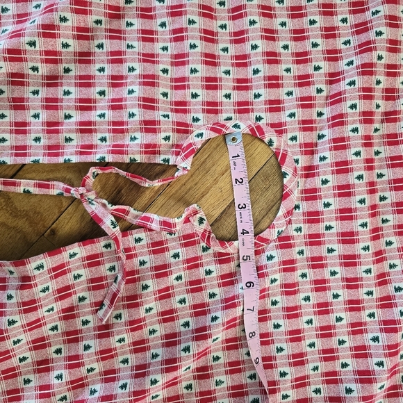 Vintage Handmade Red Green Lace  Round Christmas Tree Skirt - Picture 2 of 10